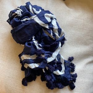 Navy blue and white scarf
